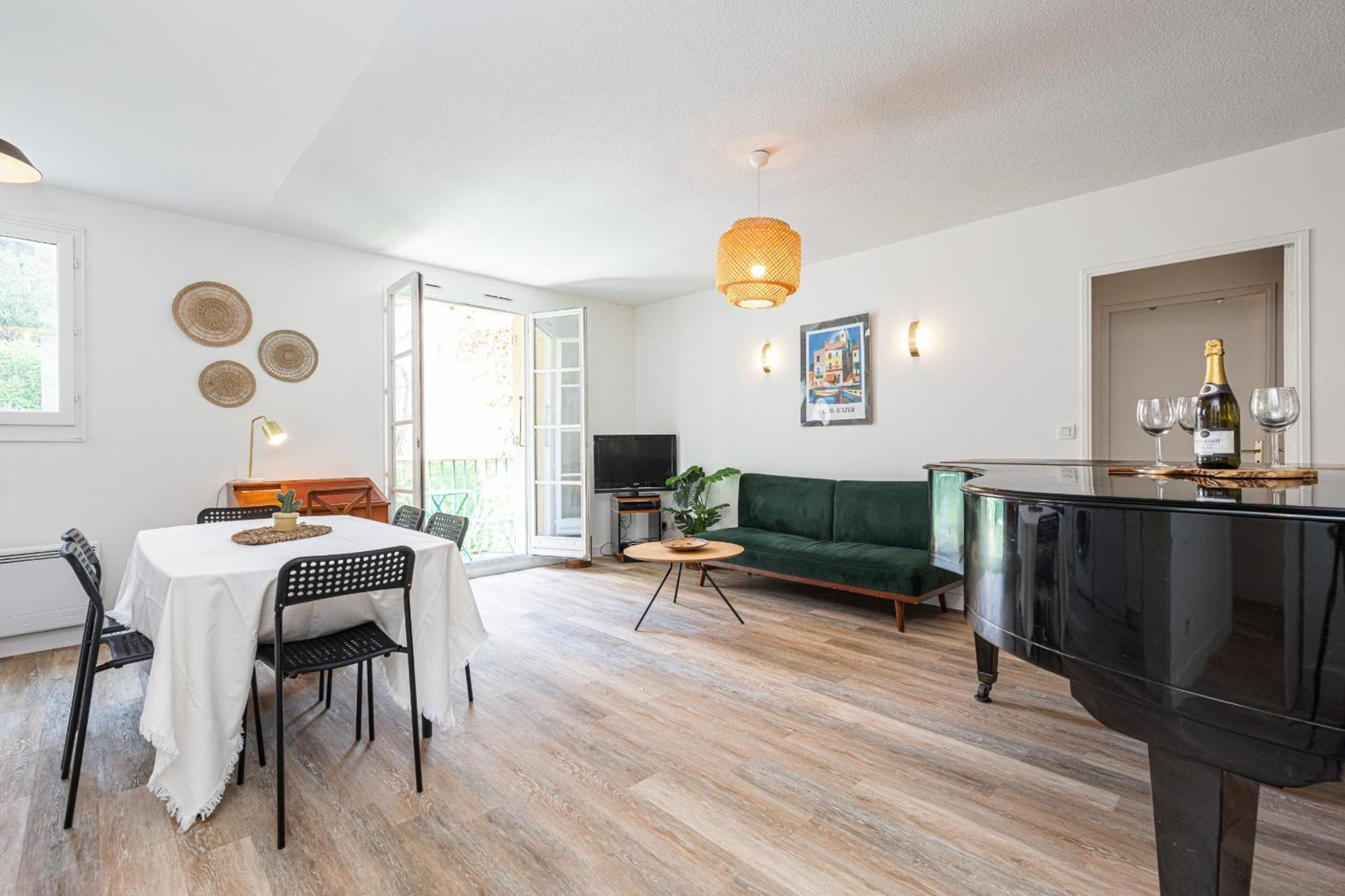 2 Bdrs & Parking In The Old Town ! Apartment Ница Екстериор снимка