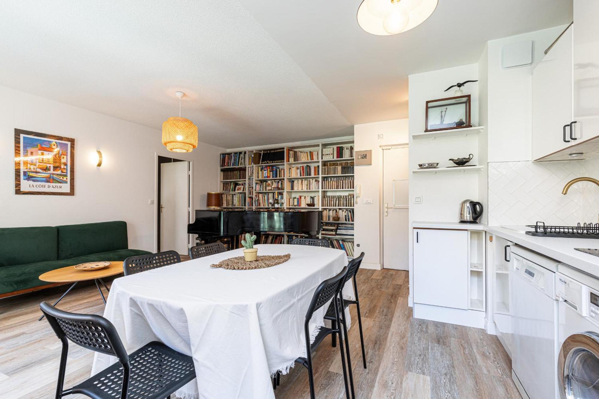 2 Bdrs & Parking In The Old Town ! Apartment Ница Екстериор снимка