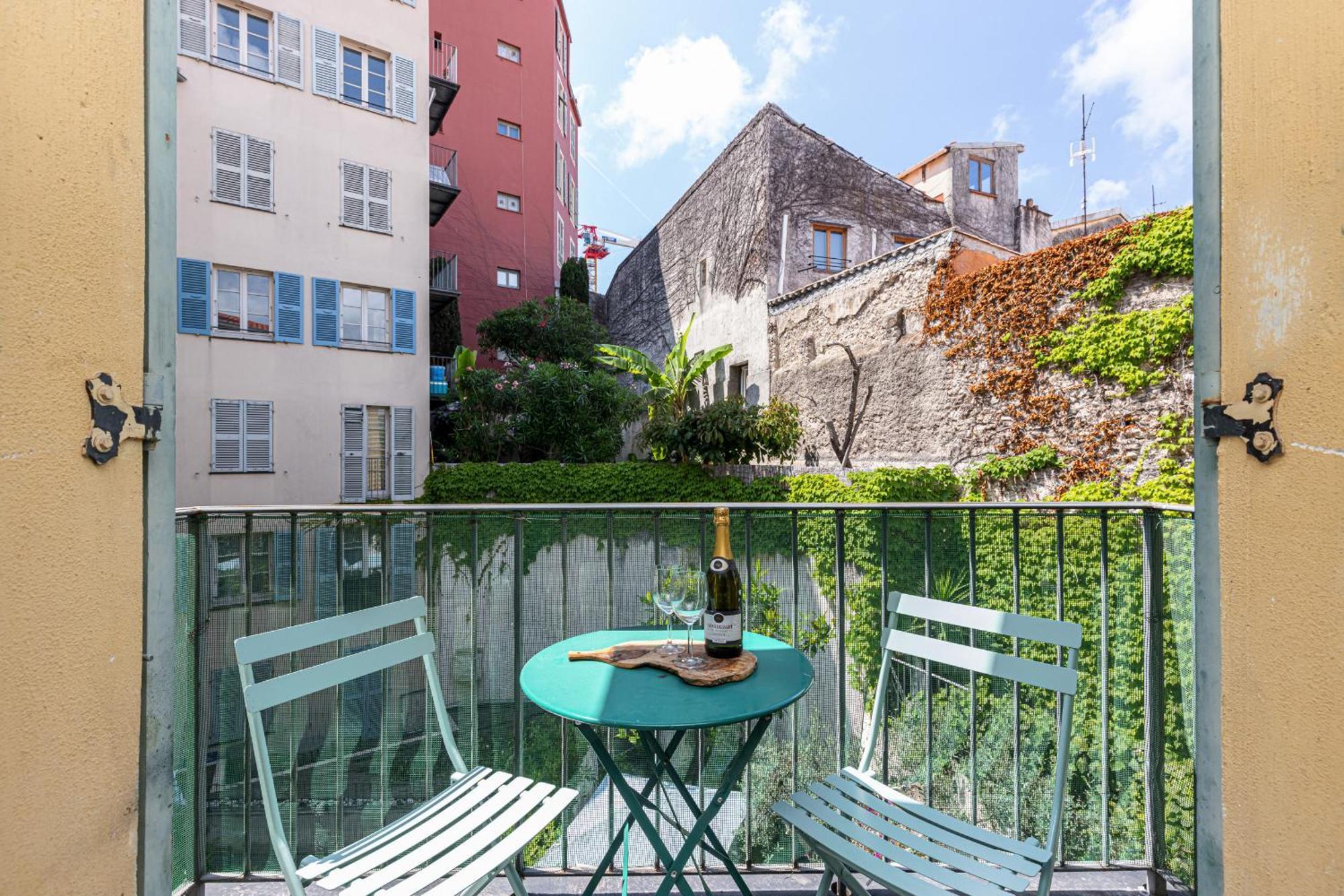 2 Bdrs & Parking In The Old Town ! Apartment Ница Екстериор снимка
